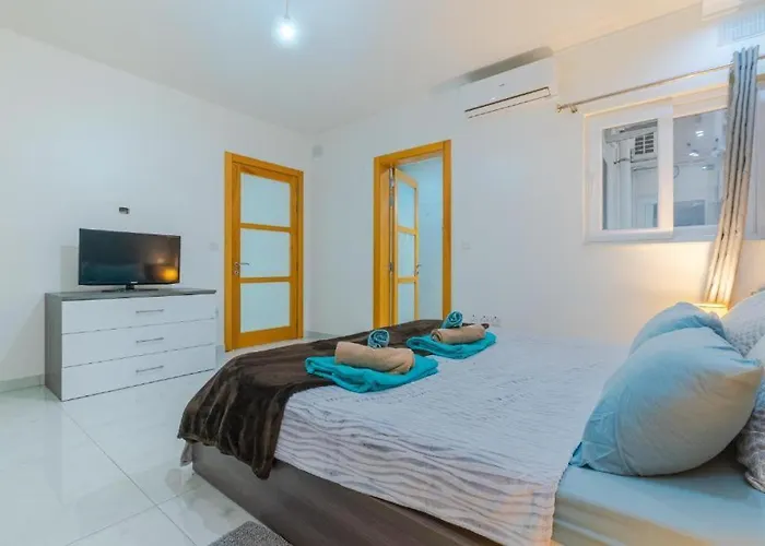 New 3 Bdr 2 Bth Apartment Terrace In Bugibba